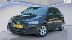 Grijs, metallic lak Gebruikt 2021 Audi A1 Sportback Proline Hatchback | € 17.945 (Goede deal)