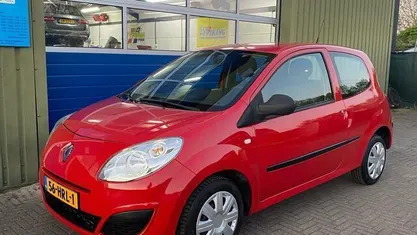Occasion Renault Twingo Authentique 58 PK (42 kW) 2009 Rood Hatchback