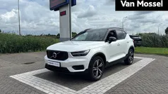 Wit Gebruikt 2022 Volvo XC40 R-Design SUV | € 37.940 (Eerlijke prijs)