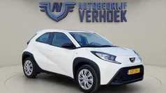 Gebruikt 2024 Toyota Aygo Play Hatchback | € 18.900 (Super prijs)