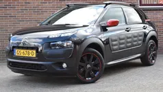 Zwart, metallic lak Gebruikt 2015 Citroën C4 Cactus Shine Hatchback | € 8.949 (Eerlijke prijs)