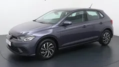 Grijs Gebruikt 2024 VW Polo Life Hatchback | € 23.940 (Eerlijke prijs)