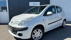 Wit Gebruikt 2011 Nissan Pixo Hatchback | € 4.250 (Eerlijke prijs)