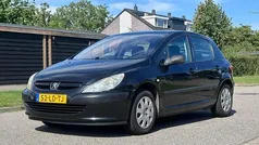 Zwart Gebruikt 2003 Peugeot 307 Hatchback | € 1.750 (Eerlijke prijs)