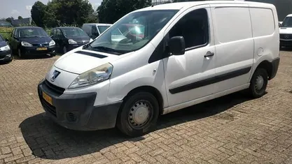 Wit Gebruikt 2008 Peugeot Expert Van | € 700 (Eerlijke prijs)