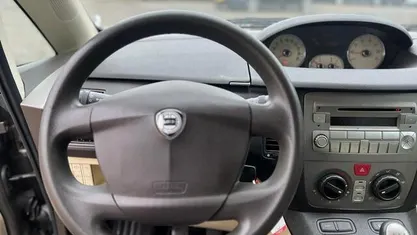 Occasion Lancia Musa 95 PK (69 kW) 2005 Grijs MPV