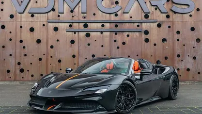 Zwart Occasion 2024 Ferrari SF90 Cabriolet | € 509.900 (Eerlijke prijs)