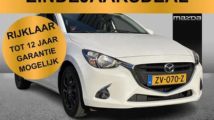 Wit Gebruikt 2019 Mazda 2 Inclusive Hatchback | € 12.895 (Eerlijke prijs)