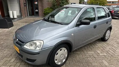 Occasion Opel Corsa Essentia 75 PK (55 kW) 2003 Grijs Hatchback