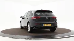 Gebruikt 2023 VW Golf VIII Life Hatchback | € 26.440 (Eerlijke prijs)