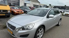 Gebruikt 2012 Volvo V60 R-Design Stationwagen | € 5.750 (Eerlijke prijs)