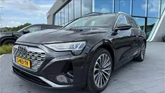 Bruin Gebruikt 2023 Audi Q8 e-tron Advanced SUV | € 62.450 (Super prijs)