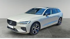 Grijs Gebruikt 2022 Volvo V60 R-Design Stationwagen | € 38.945 (Eerlijke prijs)