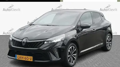 Zwart Occasion 2024 Renault Clio V Techno Hatchback | € 22.950 (Eerlijke prijs)