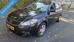 Zwart Gebruikt 2010 Kia Ceed Hatchback | € 3.499 (Eerlijke prijs)
