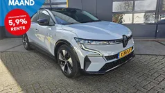 Gebruikt 2023 Renault Megane E-Tech Evolution Hatchback | € 28.900 (Eerlijke prijs)