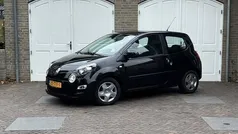 Zwart Gebruikt 2012 Renault Twingo Authentique Hatchback | € 3.599 (Eerlijke prijs)