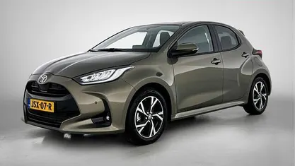 Gebruikt 2024 Toyota Yaris Edition Hatchback | € 26.950 (Eerlijke prijs)