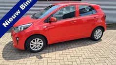 Rood, metallic lak Gebruikt 2019 Kia Picanto Hatchback | € 7.845 (Eerlijke prijs)