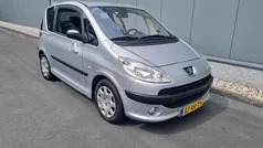 Grijs Gebruikt 2005 Peugeot 1007 Hatchback | € 3.450 (Eerlijke prijs)