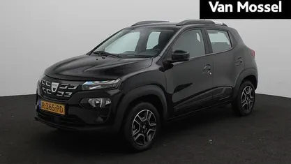 Zwart Gebruikt 2022 Dacia Spring Comfort Plus Hatchback | € 10.440 (Eerlijke prijs)