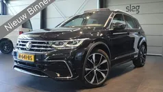 Zwart Gebruikt 2021 VW Tiguan R-line SUV | € 34.900 (Eerlijke prijs)