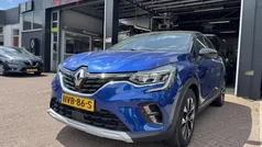 Blue rqh+black gne (biynm) Gebruikt 2024 Renault Captur Techno SUV | € 28.895 (Eerlijke prijs)