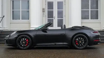 Zwart Gebruikt 2023 Porsche 911 Carrera 4S Cabriolet Sport Cabriolet | € 161.888 (Eerlijke prijs)