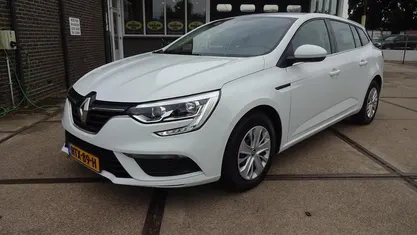 Occasion Renault Mégane GrandTour LIMITED 116 PK (85 kW) 2019 Stationwagen