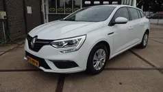 Wit Gebruikt 2019 Renault Mégane GrandTour LIMITED Stationwagen | € 14.750 (Eerlijke prijs)