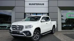 Licht wit parelmoer Gebruikt 2018 Mercedes X250 Pickup | € 34.940 (Eerlijke prijs)
