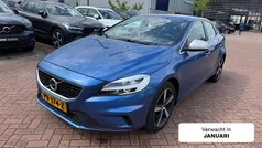 Gebruikt 2017 Volvo V40 R-Design Stationwagen | € 18.194 (Eerlijke prijs)