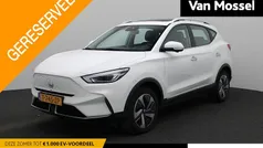 Wit Gebruikt 2023 MG ZS Comfort Sedan | € 20.900 (Eerlijke prijs)