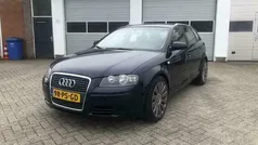 Blauw Gebruikt 2004 Audi A3 Sportback Ambiente Hatchback | € 3.350 (Eerlijke prijs)