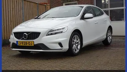 Occasion Volvo V40 Inscription 123 PK (90 kW) 2019 Hatchback