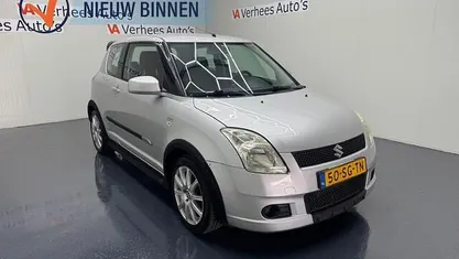 Grijs Gebruikt 2006 Suzuki Swift Exclusive Hatchback | € 2.495 (Eerlijke prijs)