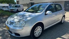 Grijs, metallic lak Gebruikt 2008 VW Golf VI Hatchback | € 2.250 (Super prijs)