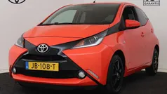 Oranje Gebruikt 2016 Toyota Aygo Sport Hatchback | € 9.450 (Eerlijke prijs)