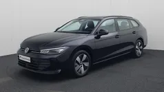 Zwart Gebruikt 2024 VW Passat Stationwagen | € 31.880 (Eerlijke prijs)
