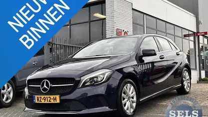 Occasion Mercedes A160 Ambition 102 PK (75 kW) 2018 Blauw, metallic lak Hatchback