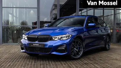 Blauw Gebruikt 2021 BMW 330e Executive Stationwagen | € 32.900 (Eerlijke prijs)