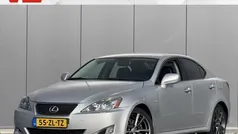 Grijs, metallic lak Gebruikt 2008 Lexus IS250 Executive Line Sedan | € 10.448 (Eerlijke prijs)