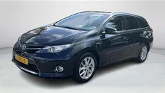 Grijs Gebruikt 2014 Toyota Auris Hybrid Stationwagen | € 10.885 (Eerlijke prijs)