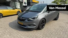 Grijs Gebruikt 2018 Opel Zafira Edition MPV | € 18.940 (Eerlijke prijs)