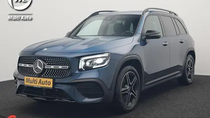 Blauw Occasion 2021 Mercedes GLB250 AMG line SUV | € 39.740 (Eerlijke prijs)