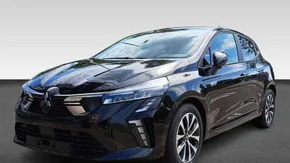 Zwart Nieuw 2025 Mitsubishi Colt Intense Hatchback | € 26.430 (Eerlijke prijs)