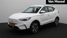 Wit Gebruikt 2023 MG ZS Comfort Sedan | € 22.222 (Goede deal)