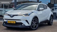 Wit Gebruikt 2017 Toyota C-HR Executive SUV | € 18.900 (Eerlijke prijs)