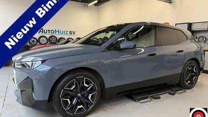 Grijs Gebruikt 2022 BMW iX Executive SUV | € 39.990 (Goede deal)