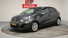 Grijs Gebruikt 2014 Kia Rio Hatchback | € 7.995 (Eerlijke prijs)